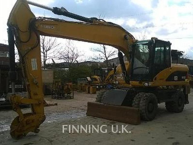 2009 CATERPILLAR M318D Photo