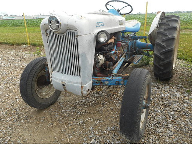 FORD 600 Photo