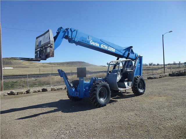 2007 GENIE GTH1056 Photo