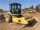 2005 CATERPILLAR CS-563E Photo #2