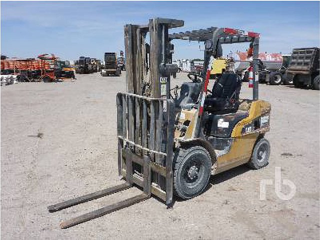 2005 CATERPILLAR P SERIES Photo