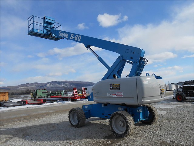 2006 GENIE S60 Photo