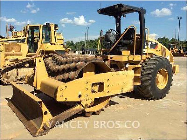 11 CATERPILLAR CP56