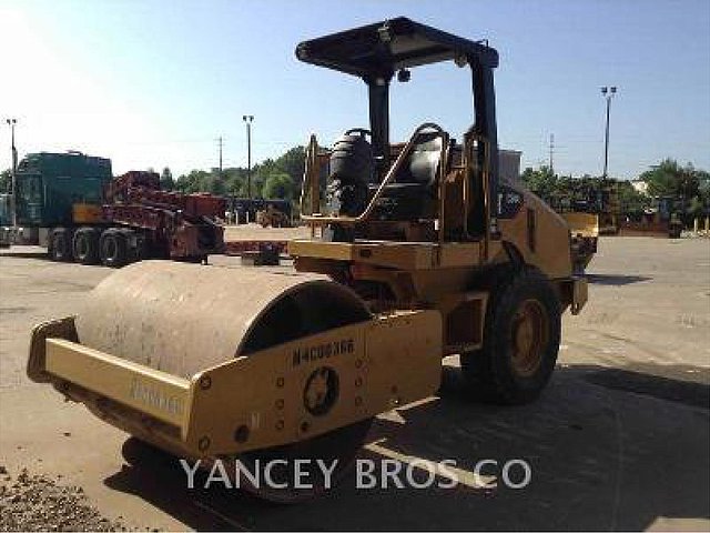 2012 CATERPILLAR CS44 Photo