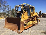 12 CATERPILLAR D6T XL