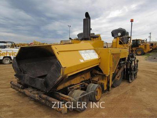 2010 CATERPILLAR AP-1000D Photo