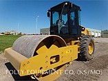 12 CATERPILLAR CS56