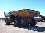 12 CATERPILLAR 740B