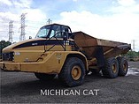 05 CATERPILLAR 735