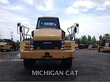 2005 CATERPILLAR 735 Photo #5