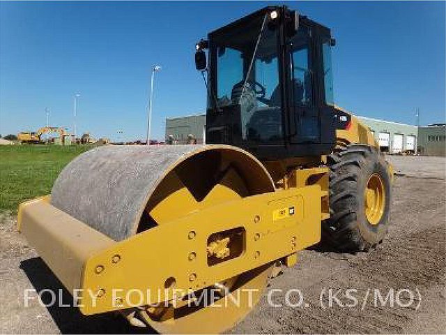 2012 CATERPILLAR CS56 Photo
