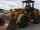 2005 CATERPILLAR 938G Photo #2