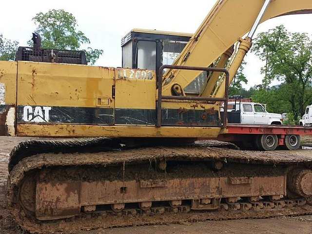 1990 CATERPILLAR EL200B Photo