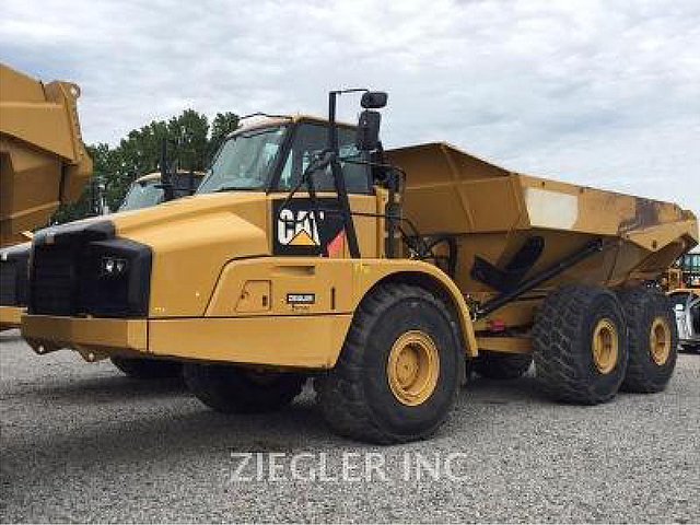 2012 CATERPILLAR 740B Photo