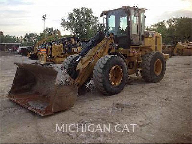 2009 CATERPILLAR 930H Photo