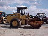 98 CATERPILLAR CS-563C