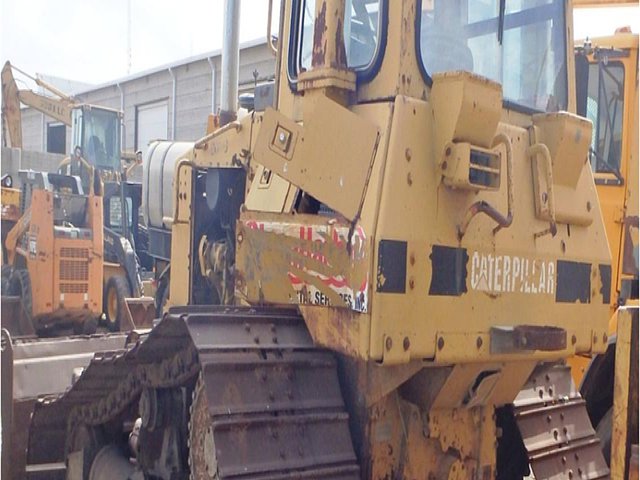 1989 CATERPILLAR D4H Photo