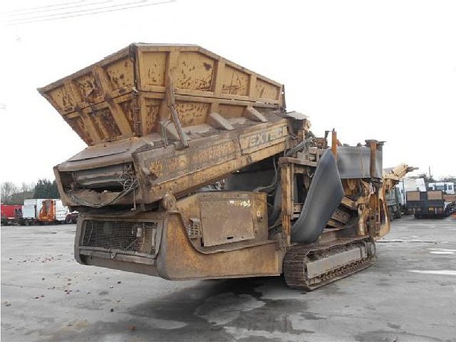 2004 EXTEC E7 Photo