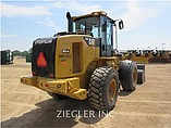 2010 CATERPILLAR 930H Photo #2