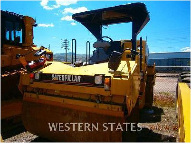 2007 CATERPILLAR CB-534DXW Photo