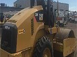 2011 CATERPILLAR CS44 Photo #3