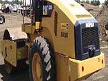 2011 CATERPILLAR CS44 Photo #4