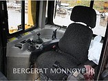 2007 CATERPILLAR D7R II Photo #12