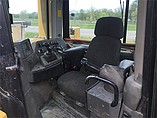 2005 CATERPILLAR D8T Photo #18