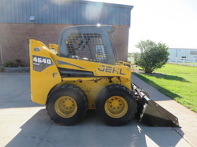 2014 GEHL 4640E Photo