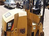 11 CATERPILLAR CB24
