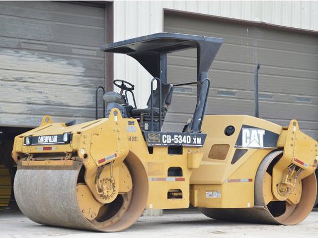 2003 CATERPILLAR CB-534DXW Photo