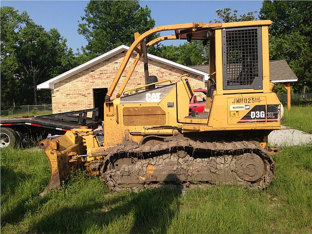 03 CATERPILLAR D3G XL