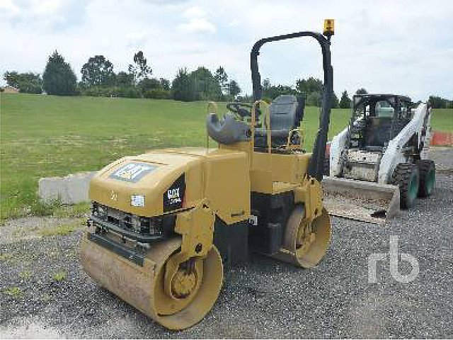 2007 CATERPILLAR CB-224E Photo