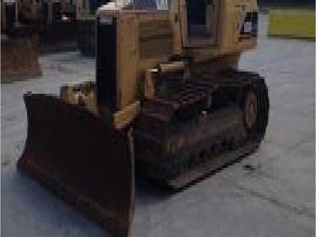 2006 CATERPILLAR D3G Photo