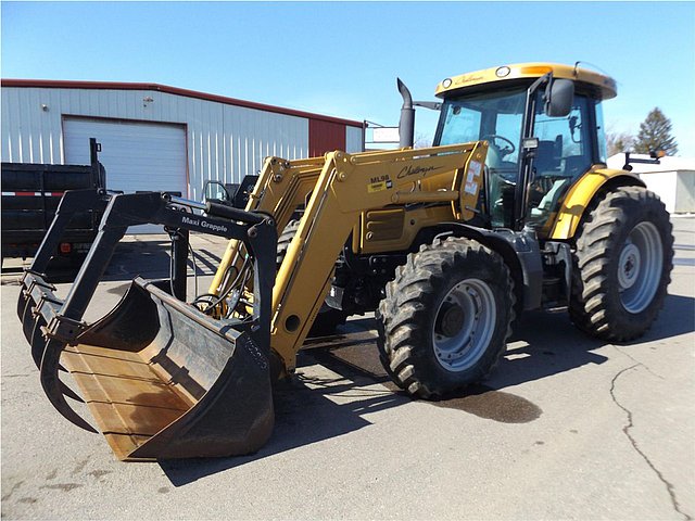 2004 CHALLENGER MT545B Photo