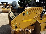 2012 CATERPILLAR CB54 Photo #6
