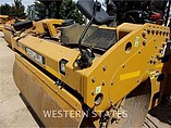 2012 CATERPILLAR CB54 Photo #6