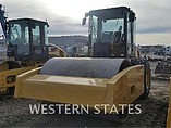 2010 CATERPILLAR CS76 XT Photo #2