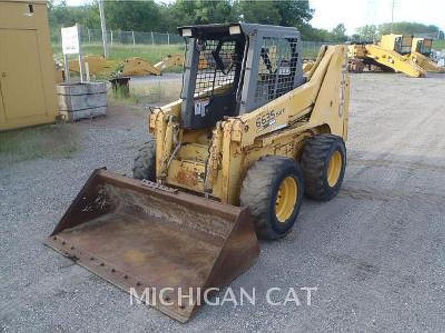 1997 GEHL 6635 Photo
