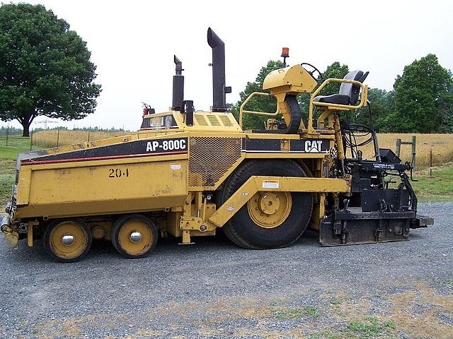 2001 CATERPILLAR AP-800C Photo