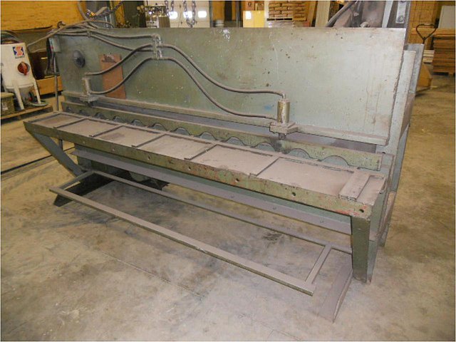 90 CUSTOM BUILT 8' METAL SHEAR