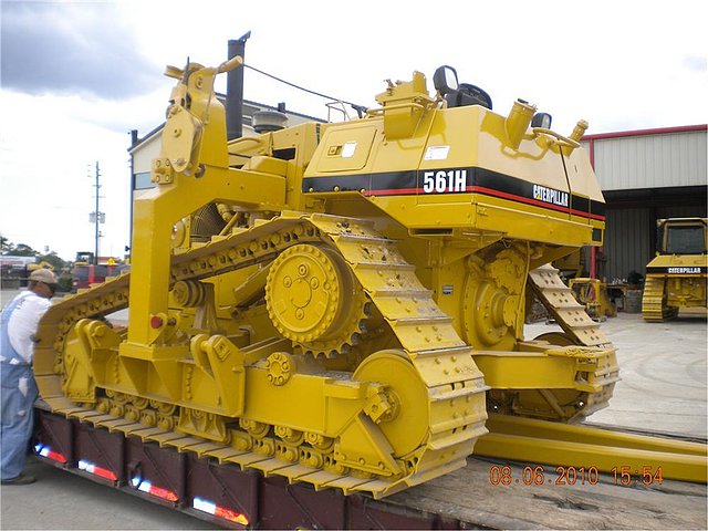1997 CATERPILLAR 561H Photo