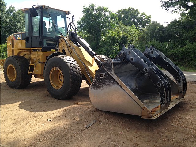 2012 CATERPILLAR 930H Photo