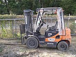 2010 DOOSAN D25S-5 Photo #2