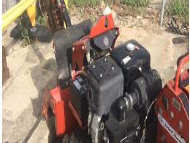11 DITCH WITCH RT12