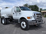 2005 FORD F750 Photo #4