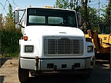 2000 FREIGHTLINER FL70 Photo #4