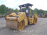 2011 CATERPILLAR CB54 Photo #3