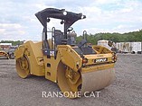 2011 CATERPILLAR CB54 Photo #4