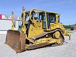 12 CATERPILLAR D6T XL
